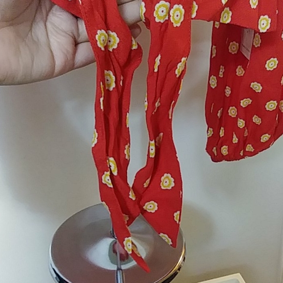 Crop Front Tie Top - Picture 4 of 5